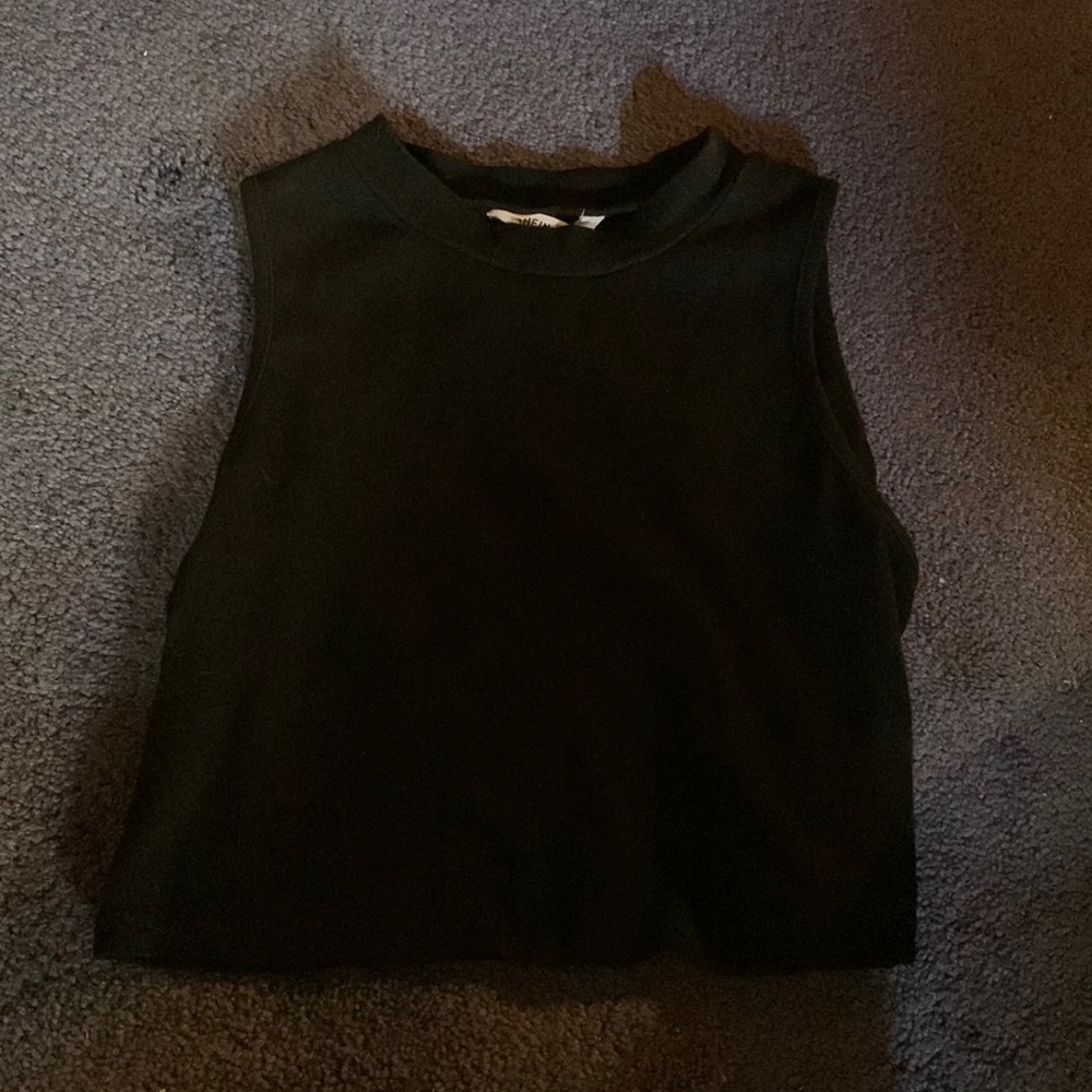 girls black crop tank top